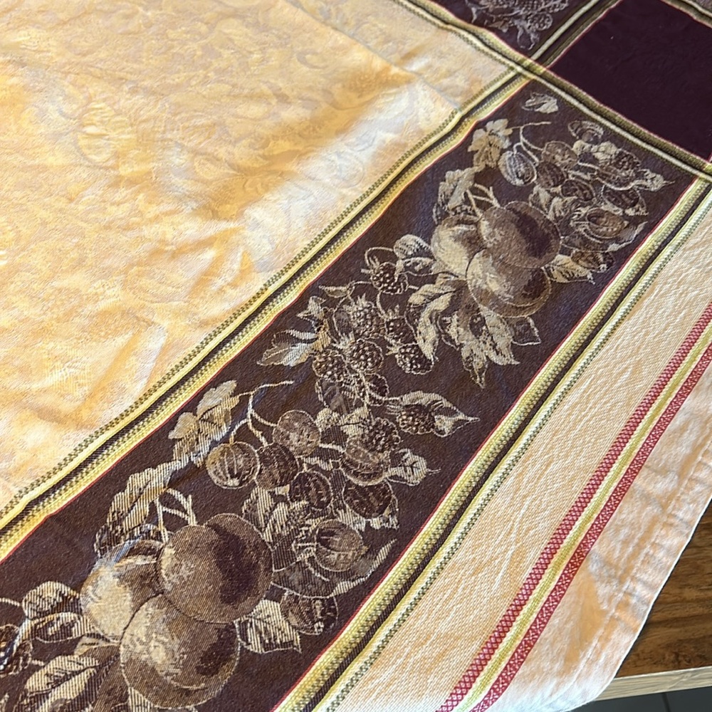 Anne De Solene Cotton Vintage Purple Pink Rectangular Fruit Print Table Cloth - Picture 3 of 17